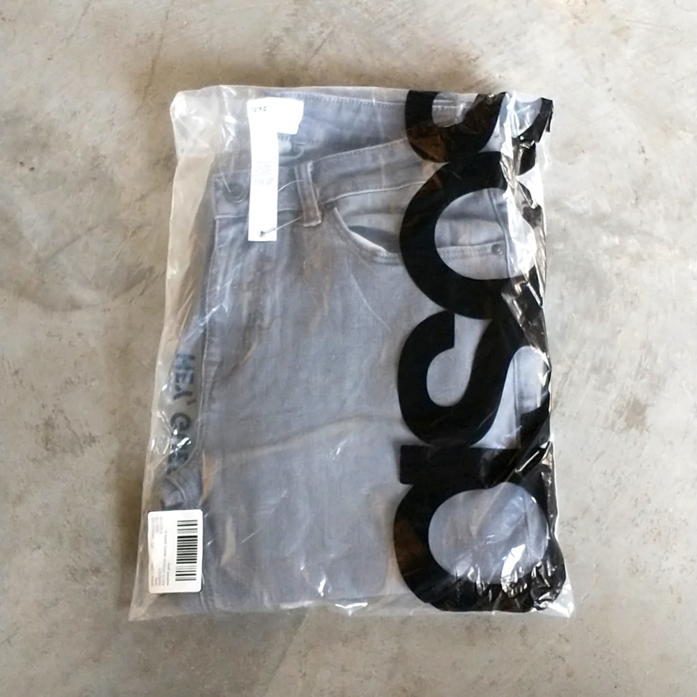 ASOS DESIGN Skinny Jeans in Washed Grey